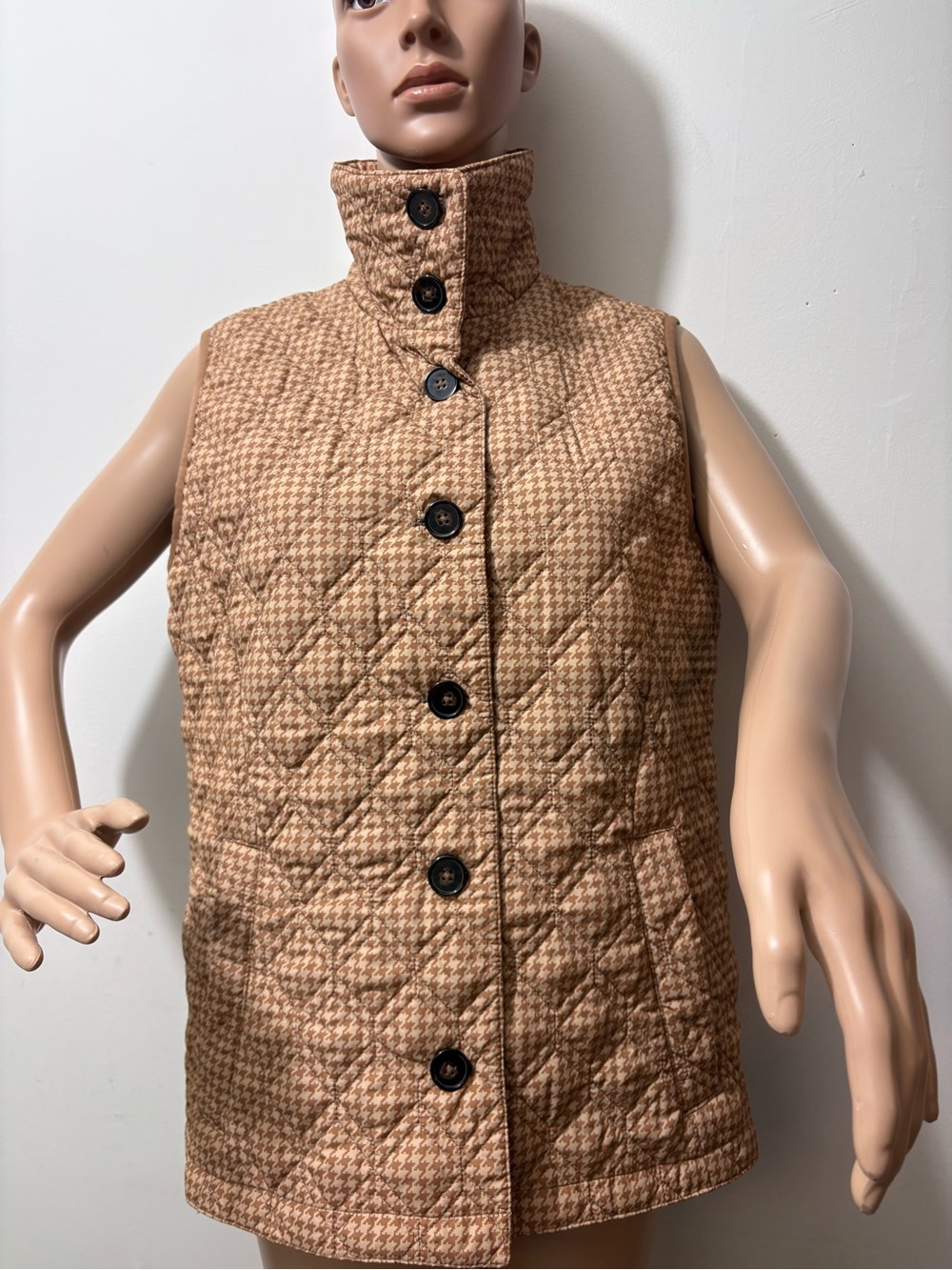 Lands' End Quilted Houndstooth Sleeveless Vest in Tan
